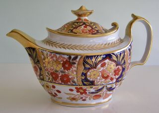 Fine English Coalport Porcelain Rich Imari Teapot And Cover Peony Pattern 19th C