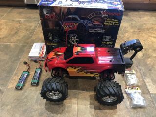 Vintage Rtr Traxxas Emaxx In With Many Upgrades.