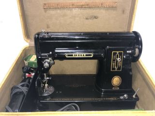 Vintage Singer 301a Slant Needle Portable Sewing Machine Heavy Duty Black