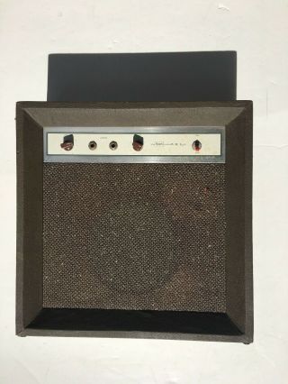 Vintage 1960s Sears Roebuck Silvertone Model 1420 Tube Amp Amplifier 8 " Speaker