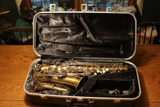 Vintage Conn 18m Alto Saxophone With Hard Case