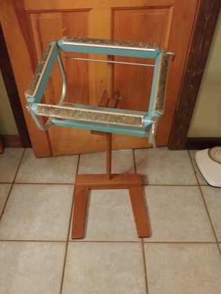 Puritan Portable Rug Hooking Frame With Stand Adjustable Vintage