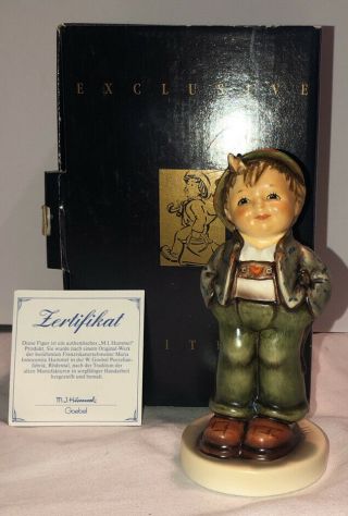 Goebel Hummel Figurine " Hello World " 429 • Tmk7 • W/ Orig Box