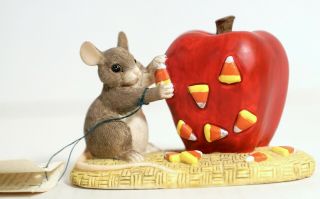 Charming Tails 85/611 Candy Apple - Retired Silvestri Mouse Fall Fun Figurine
