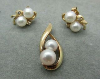 Vintage 14k Yellow Gold Pearls & Diamonds Pendant And Earrings Set