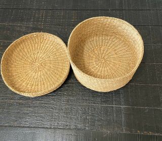 Small Handwoven Basket With Lid 3