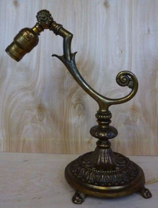 Antique Decorative Art Lamp Cast Iron Base Brass Finish Flower Knob Adjustable