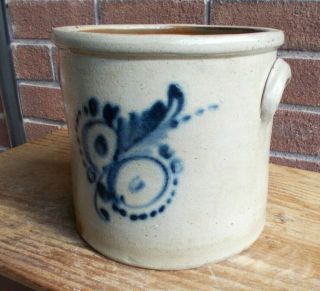 Antique 1 gallon stoneware crock blue decoration 2