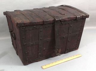 Small Ancient Antique 16/17thc Wrought Iron Treasure Strong Box Chest Lock & Key