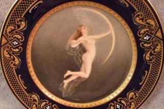 19th c.  ROYAL VIENNA PORCELAIN NUDE PORTRAIT PLATE SIGNED HEER 