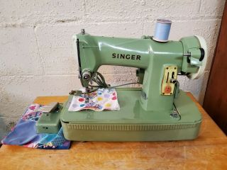 Vintage Green Singer 185k Sewing Machine In Case & Foot Pedal