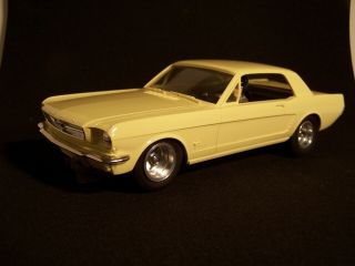 Vintage Nos Amt 1965 Ford Mustang Coupe Slot Car - Springtime Yellow