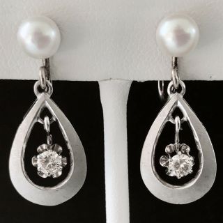Vintage 14k White Gold Diamond & Pearl Dangle Drop Screwback Earrings.  30 Carat