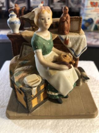 Norman Rockwell 1984 Porcelain Figurine “dreams In The Antique Shop " N.  R.  Museum