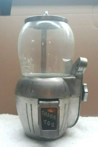 Vintage 1930s Atlas Bantam 5 Cent Gum Vending Machine,  / With Key 2