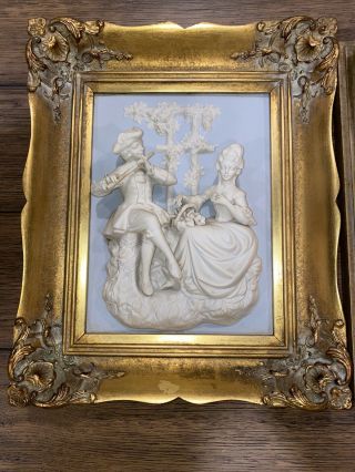 PAIR ANTIQUE MEISSEN PORCELAIN PLAQUES OF A COLONIAL COUPLE IN BOLD RELIEF 3