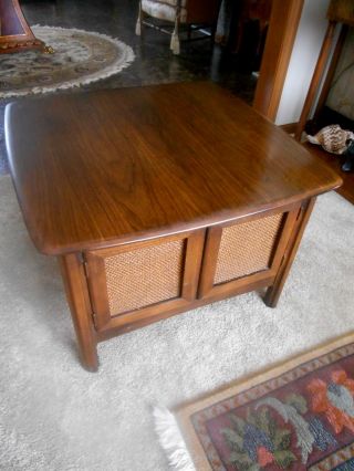 Vintage 1966 Mid - Century Modern Large Nightstand Side End Table By Lane