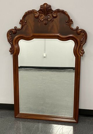Ethan Allen 18th Century Mahogany Beveled Mirror W/ Carved Crest Acanthus Leaf