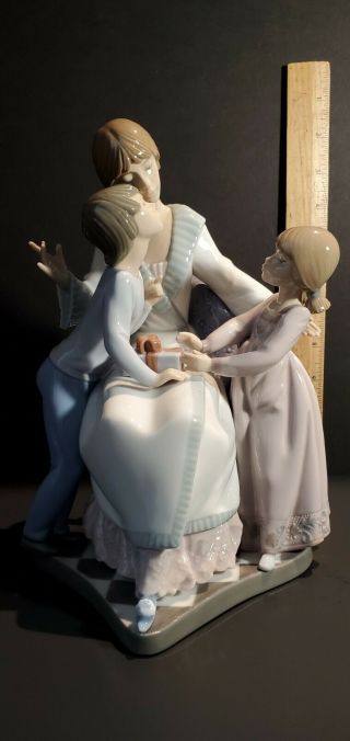 Vintage Lladro Figurine - 10 " 5596 A Gift Of Love - Retired 1998 - Stunning - - Ae