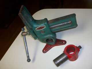 Vintage Will - Burt Co.  Versa Vise 2 - 1/2 " Wide Jaws With A Swivel Base