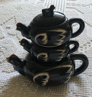 Stacking Rooster Teapot,  Creamer And Sugar