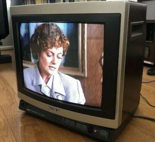 Vintage Sony Kv - 1370r Color Television 13 " Gaming Gamers Great,  Remote