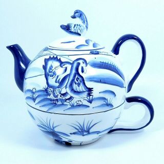 Vintage Tea For One Teapot With Lid And Cup Blue And White Duck Design
