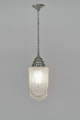 Hettier & Vincent : 1930 French Art Deco Lantern Hanots.  Pendant Chandelier