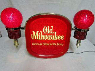 Vintage Old Milwaukee Lighted Beer Sign Bar Light Mancave