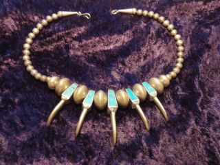 Vintage Navajo Native American Turquoise & Sterling Silver Bear Claw Necklace