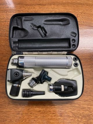 Vintage Welch Allyn Otoscope Diagnostic Set With Rechargeable Battery