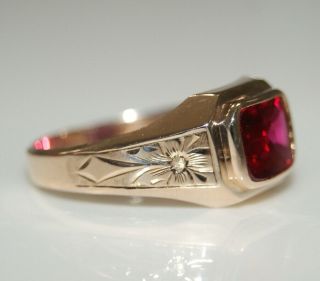 10k Yellow Gold Men ' s Antique Vintage Ruby Right Hand or Pinky Ring SZ11.  5 2