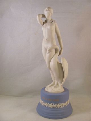 Vintage Wedgwood Jasperware Figure Figurine Blue White Leda And The Swan 10 In