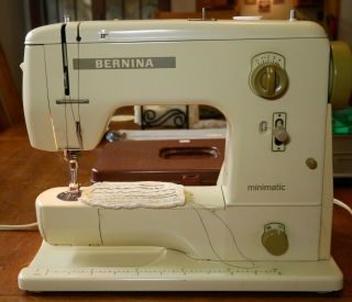 Vintage Bernina 707 Minimatic Sewing Machine With Pedal