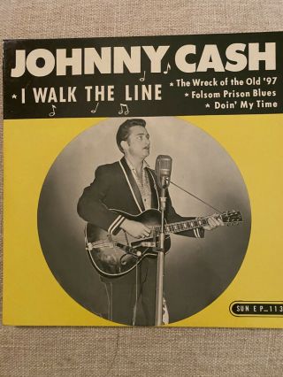 Johnny Cash " I Walk The Line "