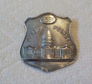 Rare Vintage Obsolete U.  S.  Capital Special Police Badge Washington,  D C Bastian