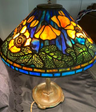 Lamp Shade Signed " Tiffany Studio " Poppy Filligree Stained Glass Lamp 16 1/2 In