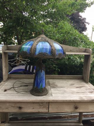 Vintage Slag Glass Lamp W/lighted Base