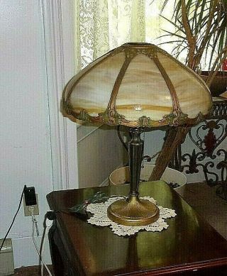 Quality Large Antique 8 Panel Curved Carmel Slag Glass Table Lamp C.  1911.