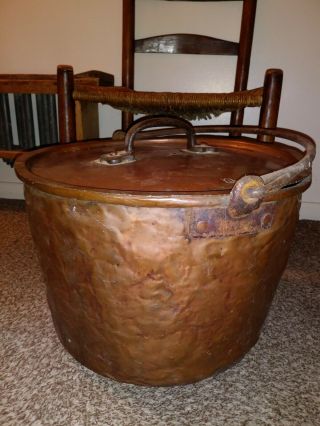 Antique Hand Hammered Copper Cauldron Hearth Pot W/ Gypsy Kettle Lid