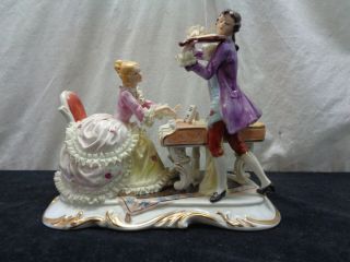Vintage German Dresden Lace Colonial Music Couple Piano Violin Figure (oaye1)