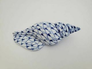 Andrea By Sadek Ceramic Blue And White Fishnet Figurine Sea Shell