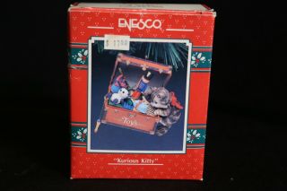 Enesco Vintage 1991 Ornament: “kurious Kitty” Toy Box Cat 573868