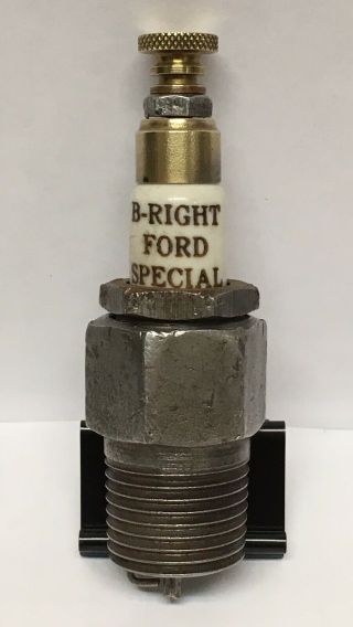 Very Rare Vintage B - Right Ford Special Spark Plug 1/2” Standard Thread Model T