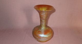Antique Early 20th C Durand Art Glass Gold Iridescent Threaded Vase 6 7/8 "