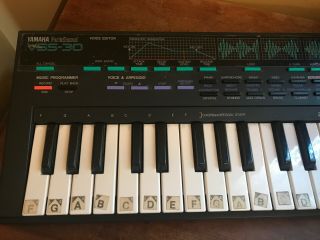 Vintage Yamaha VSS - 30 VSS30 PortaSound Voice Sampler Keyboard 32 Keys 2