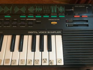 Vintage Yamaha VSS - 30 VSS30 PortaSound Voice Sampler Keyboard 32 Keys 3