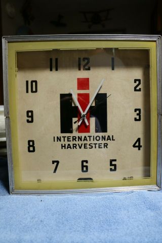 Vintage Ih Dealers Neon Clock International Harvester