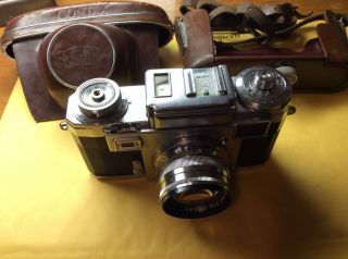 Zeiss Ikon Contax Sonnar Camera.  Vintage.  1:1.  5 F=50mm.  With Case.  Zeiss Lens.