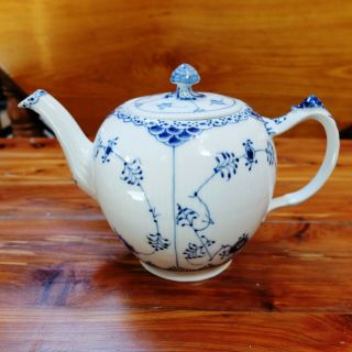 Vintage Royal Copenhagen Blue Fluted Lace Teapot 1/611 W/ Leaves Strainer Spout